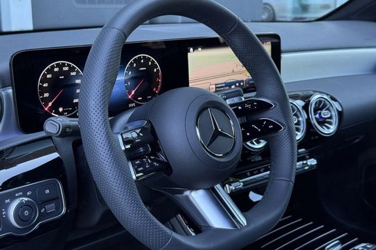 Mercedes Klasa A 220 4-Matic AMG Line