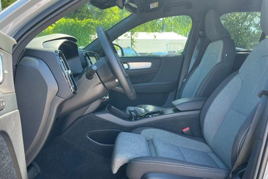 Volvo XC40 B3 Plus Dark