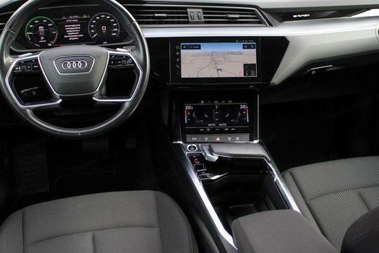 Audi e-tron 50 quattro
