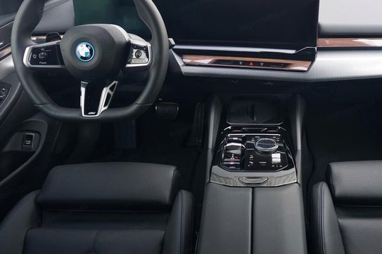 BMW i5 eDrive40 M Sport