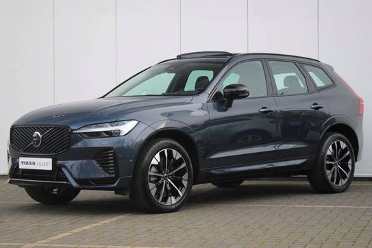 Volvo XC60 B5 AWD Ultra Dark