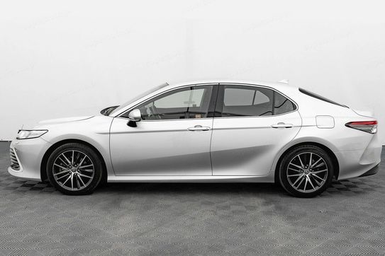 Toyota Camry Executive CVT