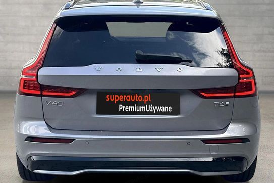 Volvo V60 T6 AWD Plug-In Hybrid Plus Dark