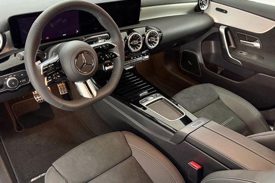 Mercedes Klasa A 200 AMG Line