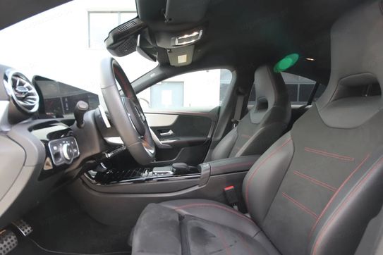 Mercedes CLA 250 e AMG Line
