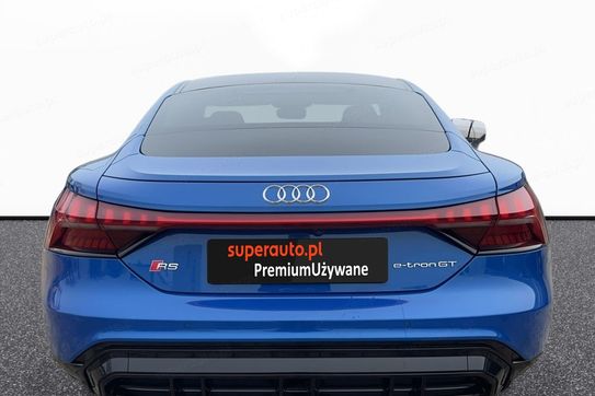 Audi e-tron GT RS quattro