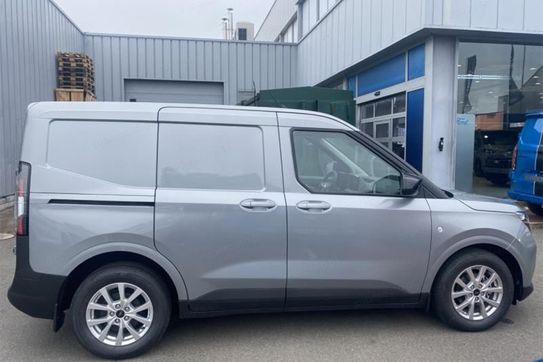 Ford Transit Courier Limited
