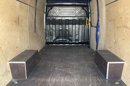 Iveco Daily 35S18 L4H2