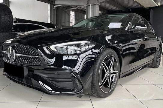 Mercedes Klasa C 200 4-Matic AMG