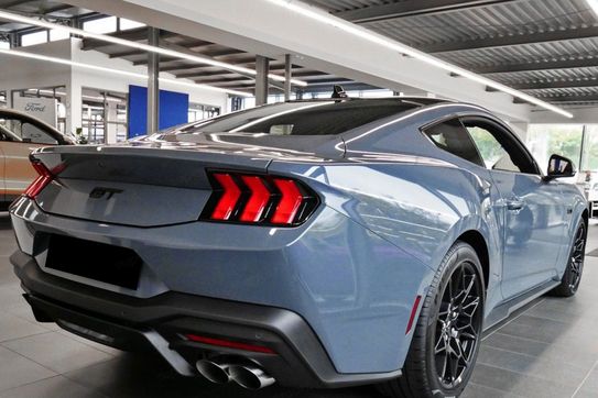 Ford Mustang GT Fastback aut 5.0 V8
