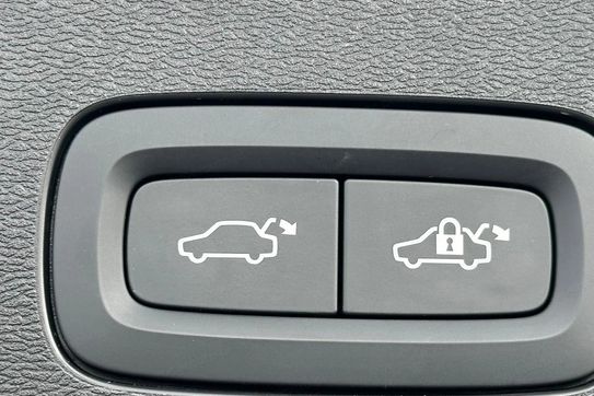 Volvo V60 B4 B Plus Dark aut