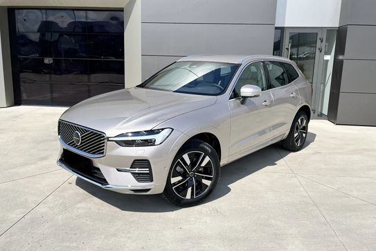 Volvo XC60 B5 AWD Plus Bright