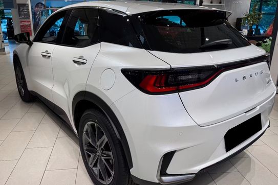 Lexus LBX Elegant 1.5 Hybrid