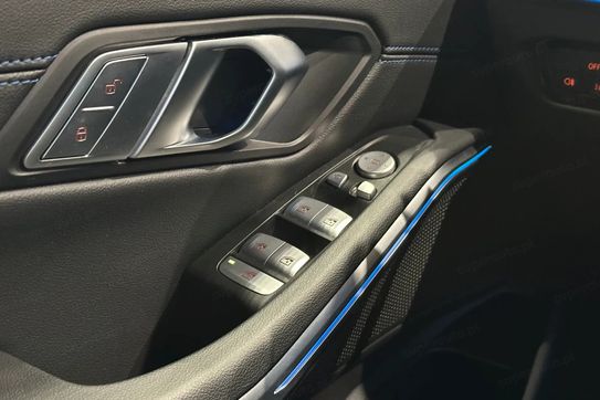 BMW Seria 3 318i M Sport