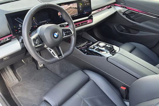 BMW Seria 5 520D Xdrive M Sport