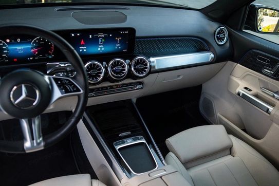 Mercedes GLB 200 Progressive