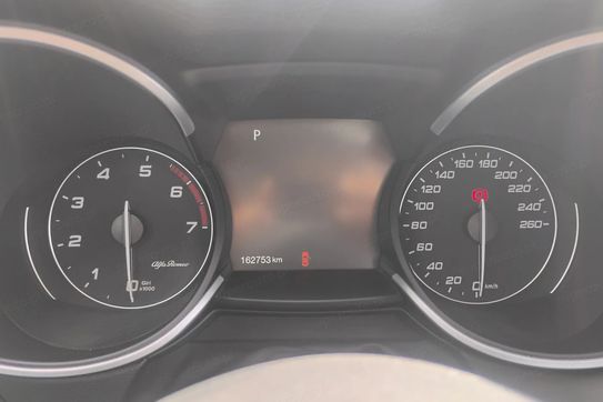 Alfa Romeo Stelvio Turbo Business Q4