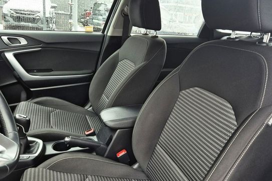 Kia Ceed Ceed 1.5 T-GDI mHEV M