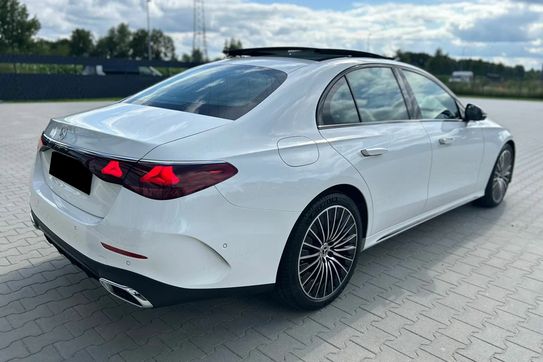 Mercedes Klasa E 200  4-Matic AMG