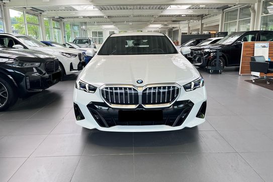BMW Seria 5 Touring 520d xDrive M Sport