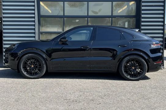 Porsche Cayenne Coupe Black Edition