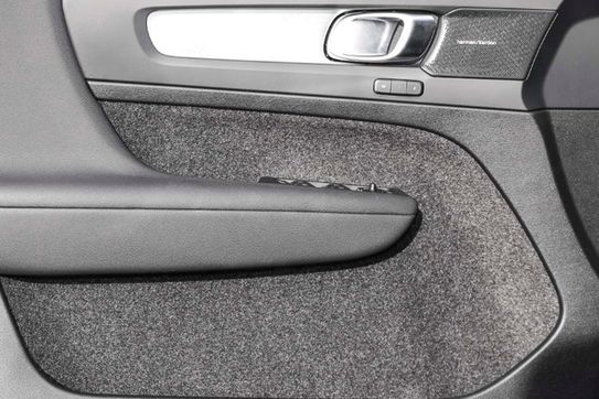 Volvo XC40 B3 Plus Dark