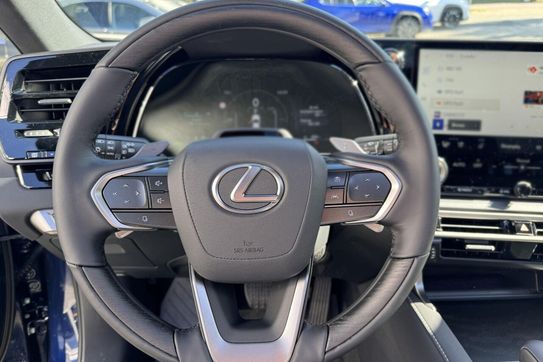 Lexus RX 450h+ Omotenashi 2.5 Hybrid Plug-in