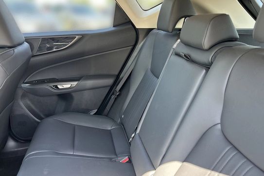 Lexus NX 450h+ AWD