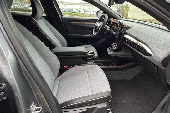 Renault Megane Techno E-TECH Comfort Range