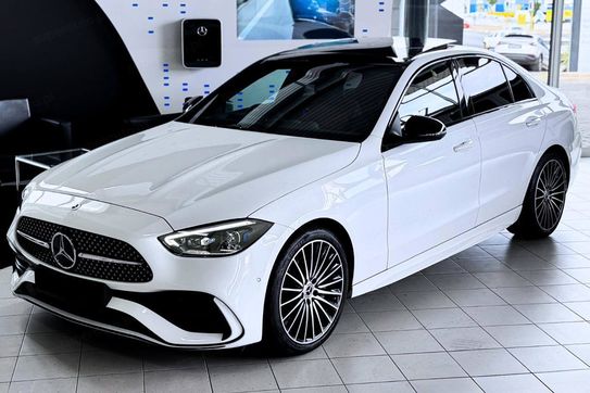 Mercedes Klasa C 200 4-Matic AMG