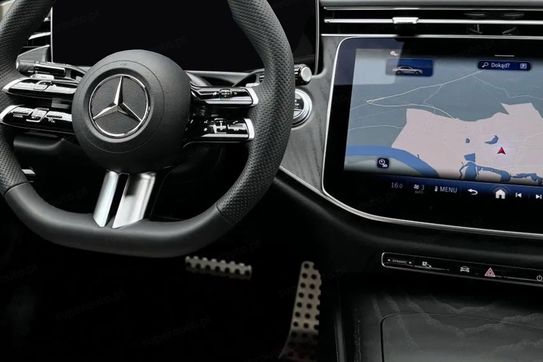 Mercedes Klasa E 200 4-Matic AMG