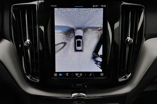 Volvo XC60 T6 Plug-In Hybrid AWD Plus Dark aut