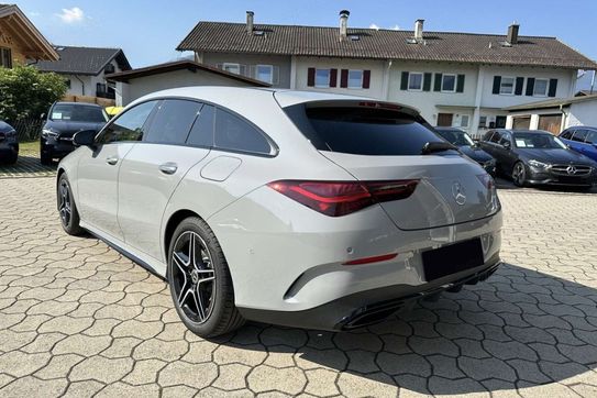 Mercedes CLA Shooting Brake 180 AMG Line