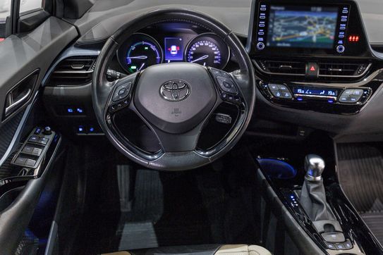 Toyota C-HR 2.0 Hybrid Selection