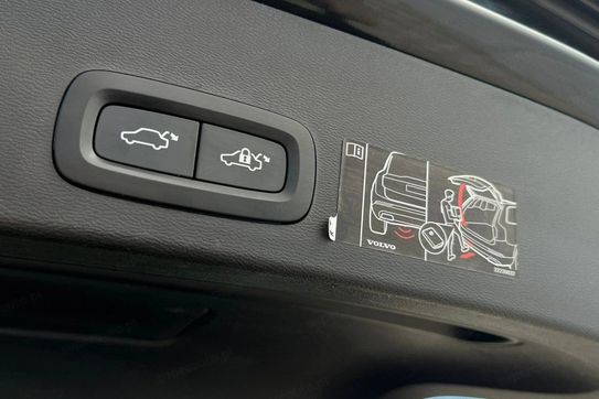 Volvo XC40 T5 Plug-In Hybrid Inscription aut