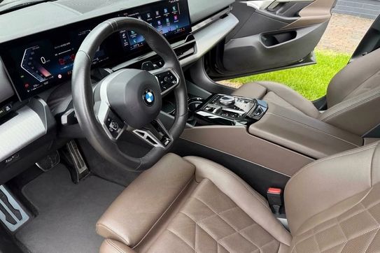 BMW Seria 5 520d xDrive M Sport