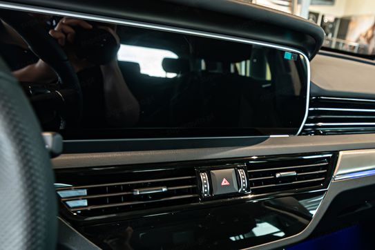 Hongqi HS5 2.0T AWD
