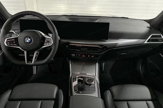 BMW Seria 3 318i M Sport