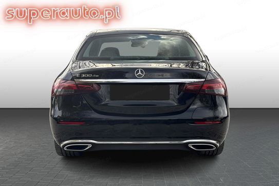 Mercedes Klasa E 300 de Business Edition