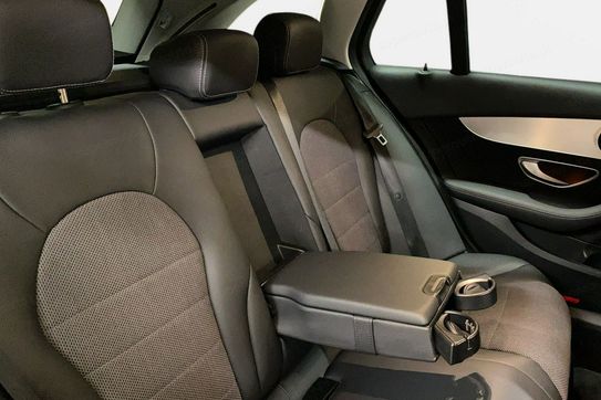 Mercedes Klasa C 180 9G-TRONIC