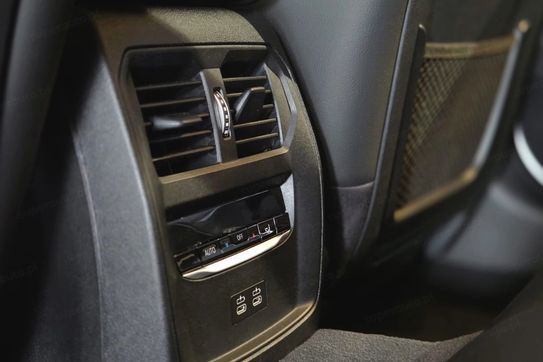 BMW Seria 3 318i Sport Line