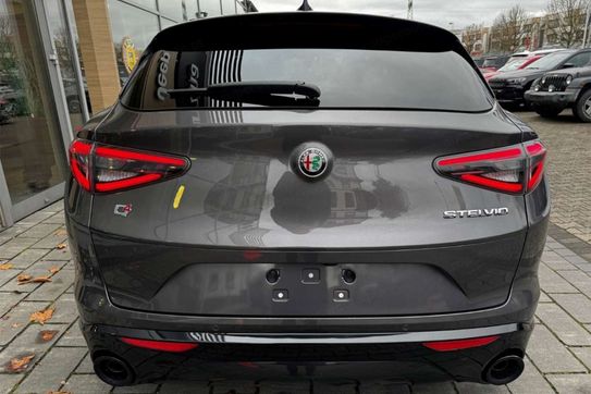 Alfa Romeo Stelvio Turbo Veloce Q4
