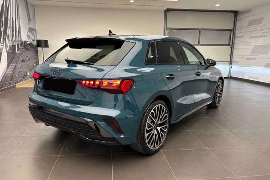 Audi A3 35 TFSI S Line Sportback