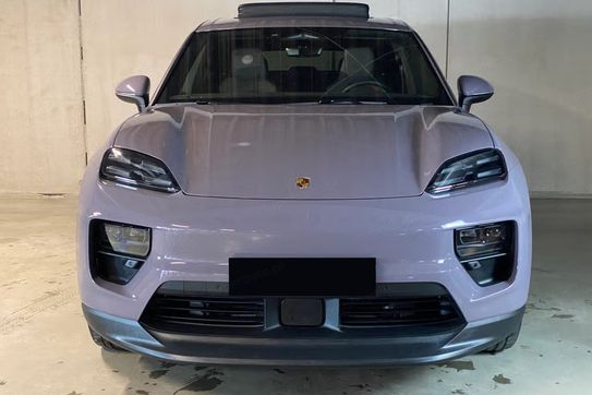 Porsche Macan 4