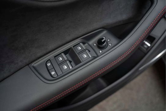 Audi Q7 60 TFSI e quattro S Line