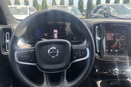 Volvo XC40 B3 Plus Dark aut