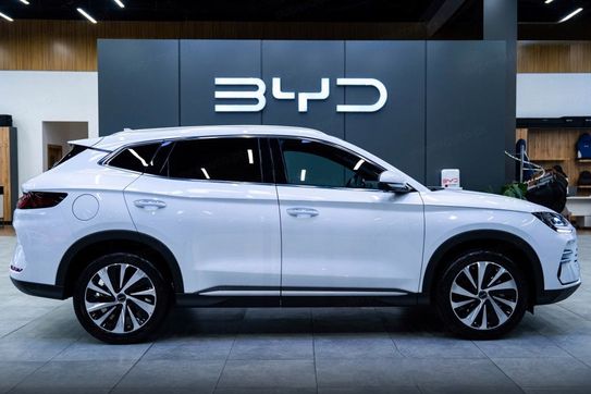 BYD Seal U DM-i  Design AWD