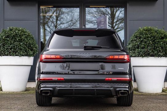 Audi Q7 45 TDI quattro S Line