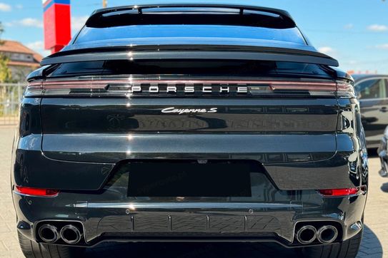 Porsche Cayenne Coupe S E-Hybrid Black Edition