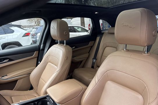 Jaguar F-Pace 2.0 P250 mHEV AWD SE